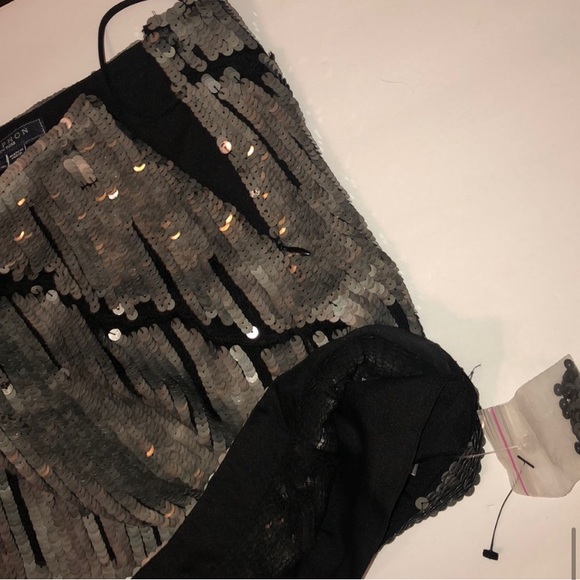 GRYPHON VEIN mini Sequin Silver Skirt Short - Picture 8 of 8